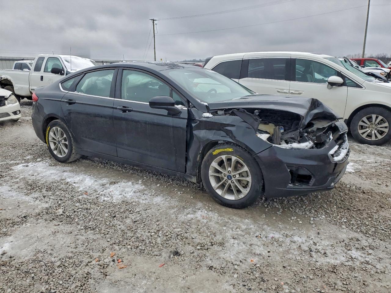 2020 Ford Fusion Se - Фото 4