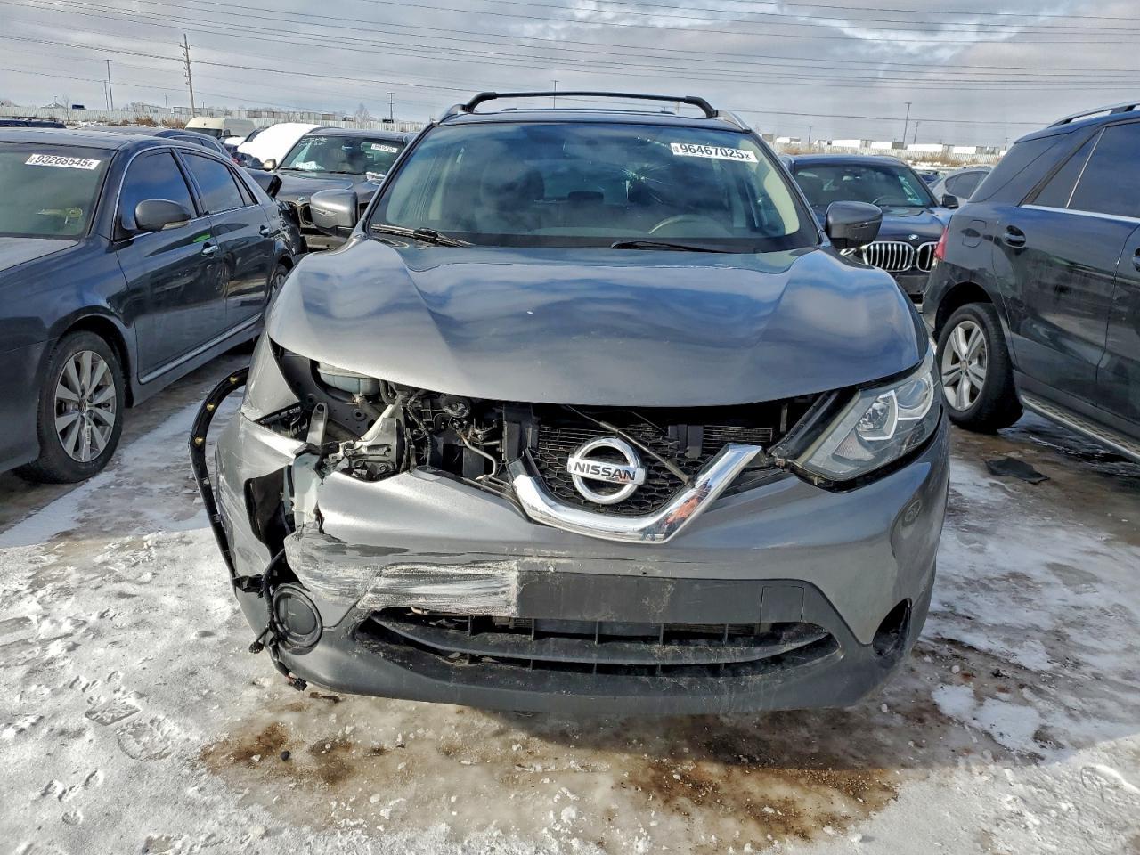 2017 Niss Rogue Sport - Фото 5