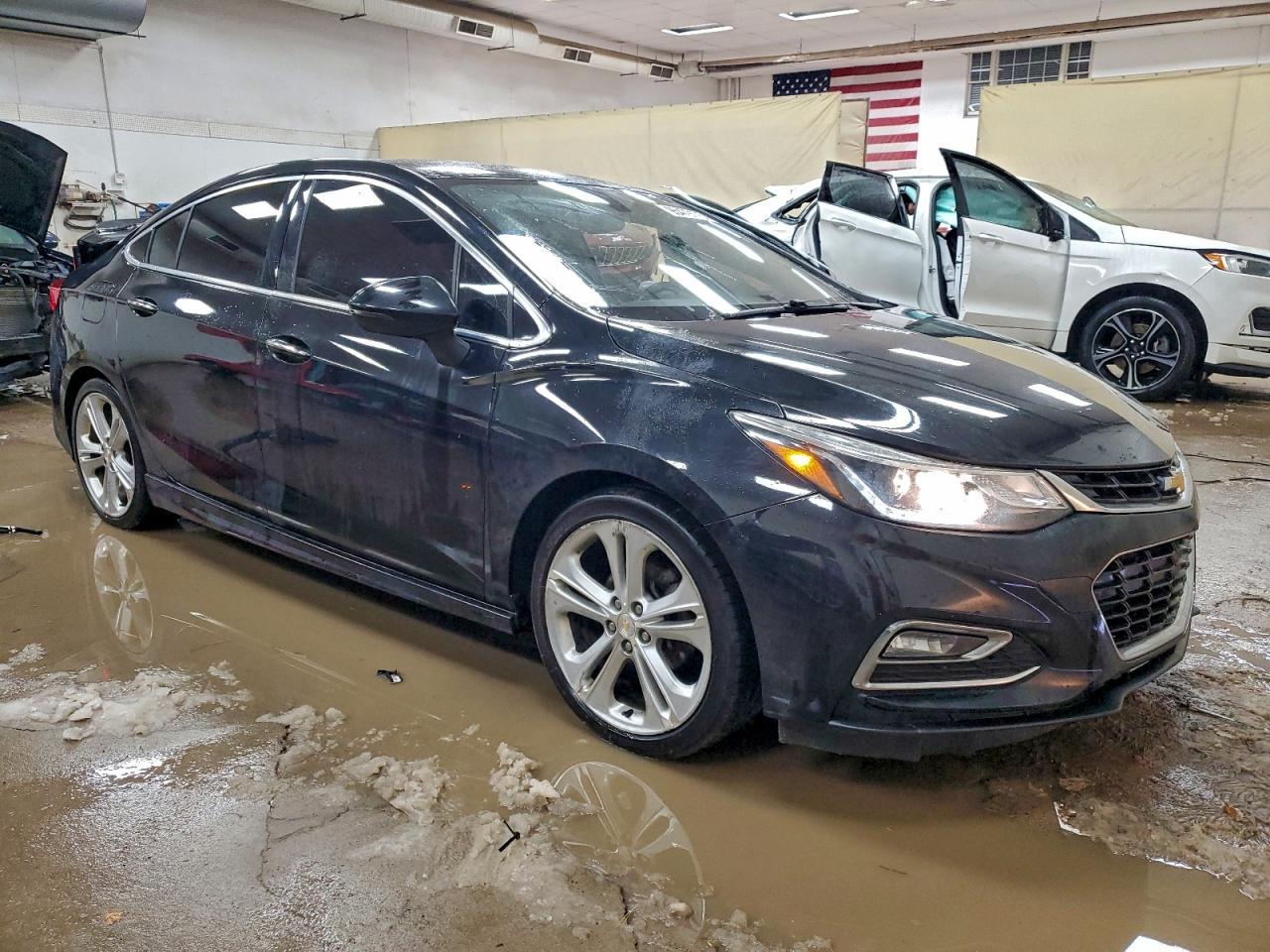 2017 Chevrolet Cruze Premier - Image 4