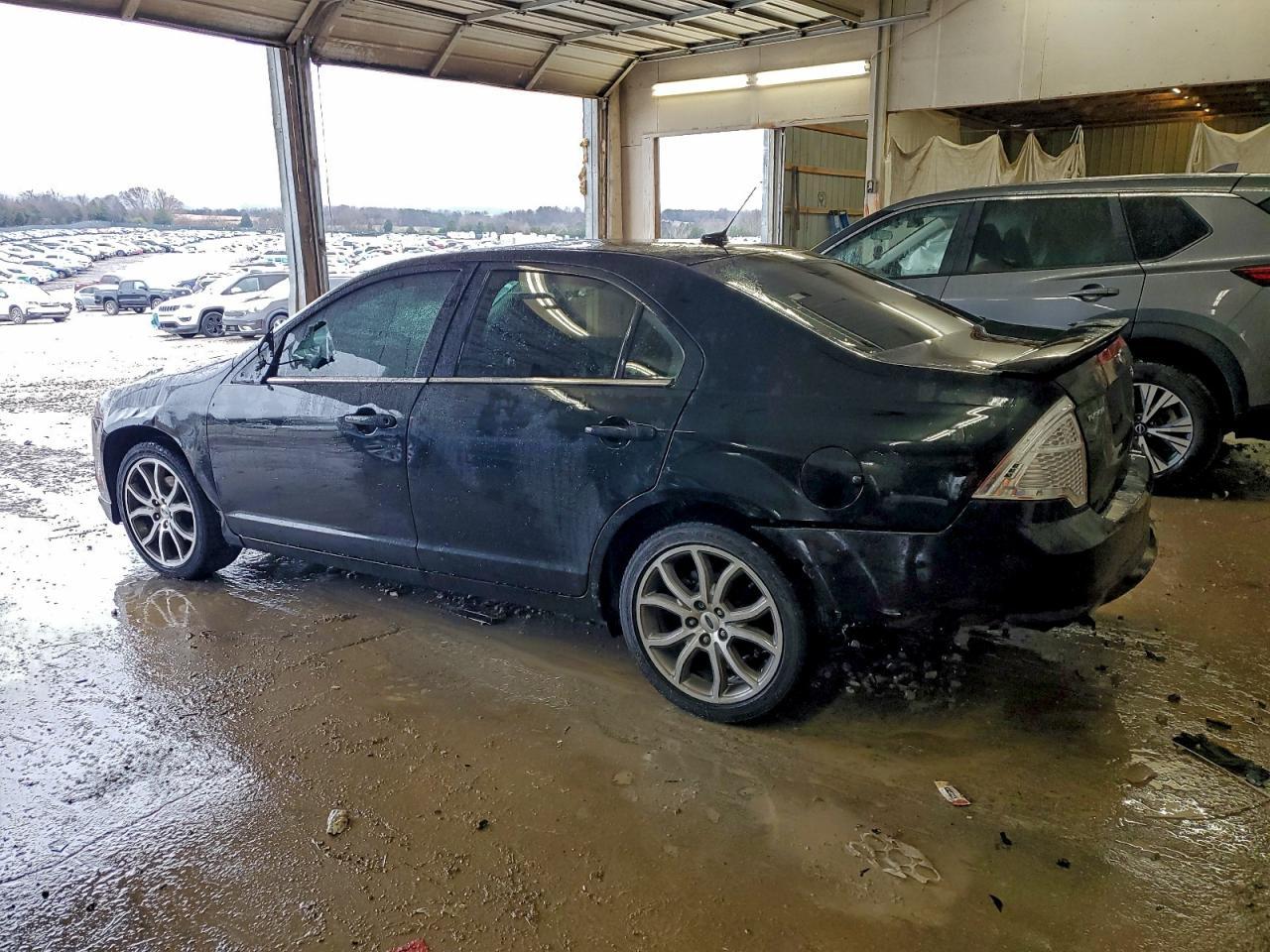 2010 Ford Fusion Se - Фото 2