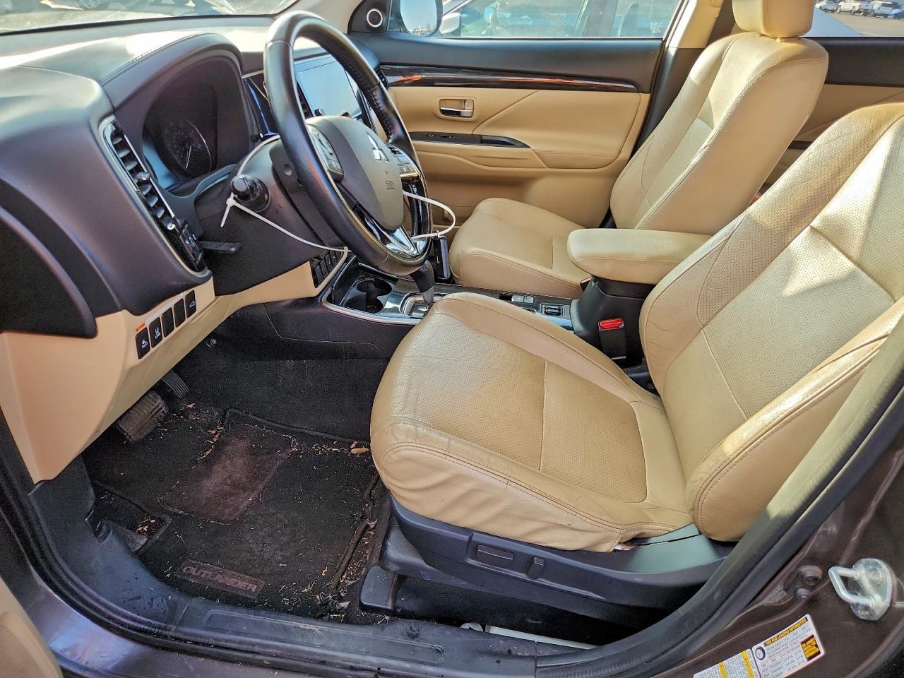 2017 Mitsubishi Outlander Se - Фото 7