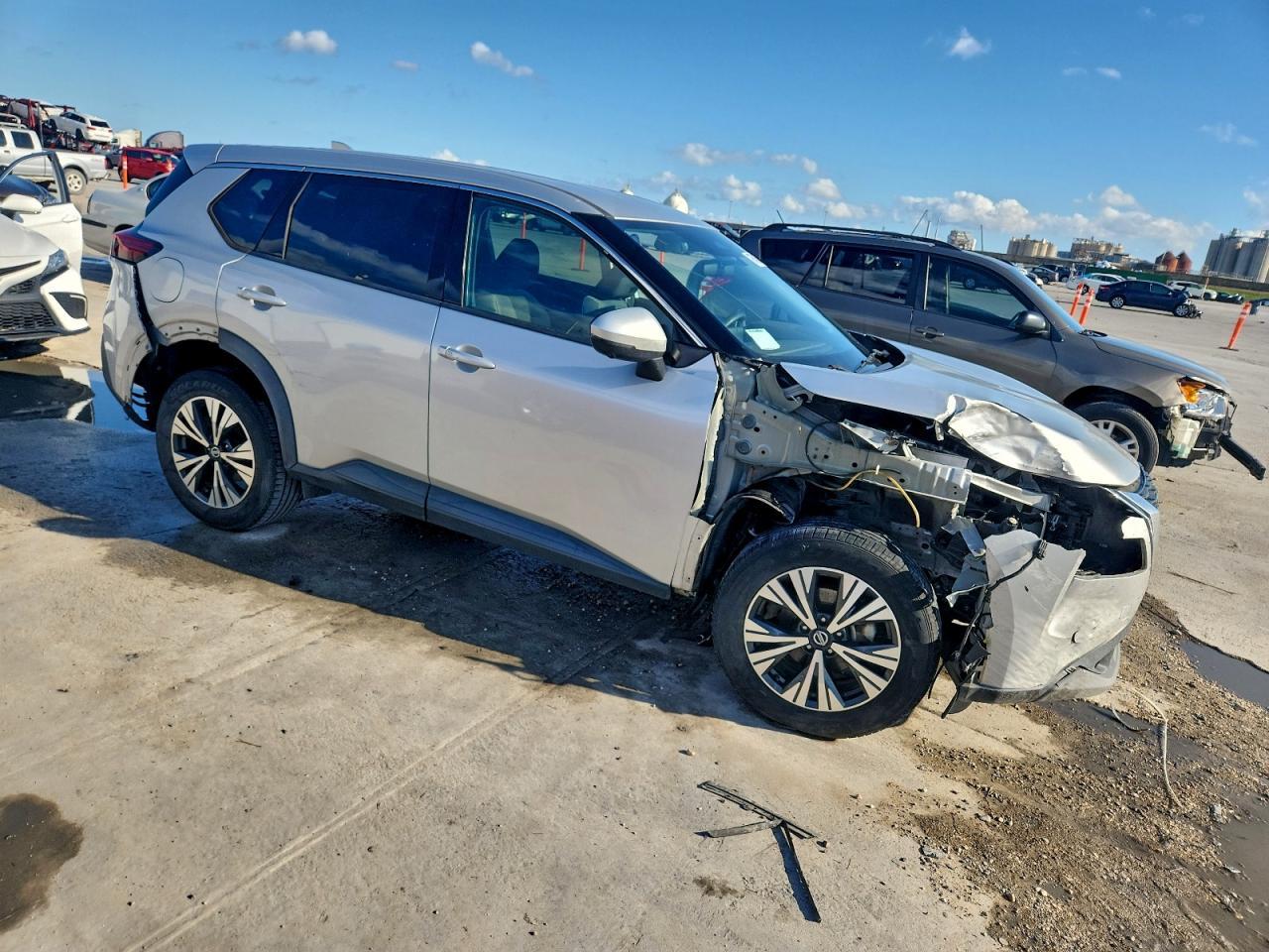 2021 Nissan Rogue Sv - Фото 4