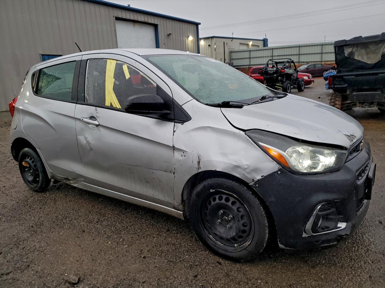 2017 Chevrolet Spark Ls - Фото 4