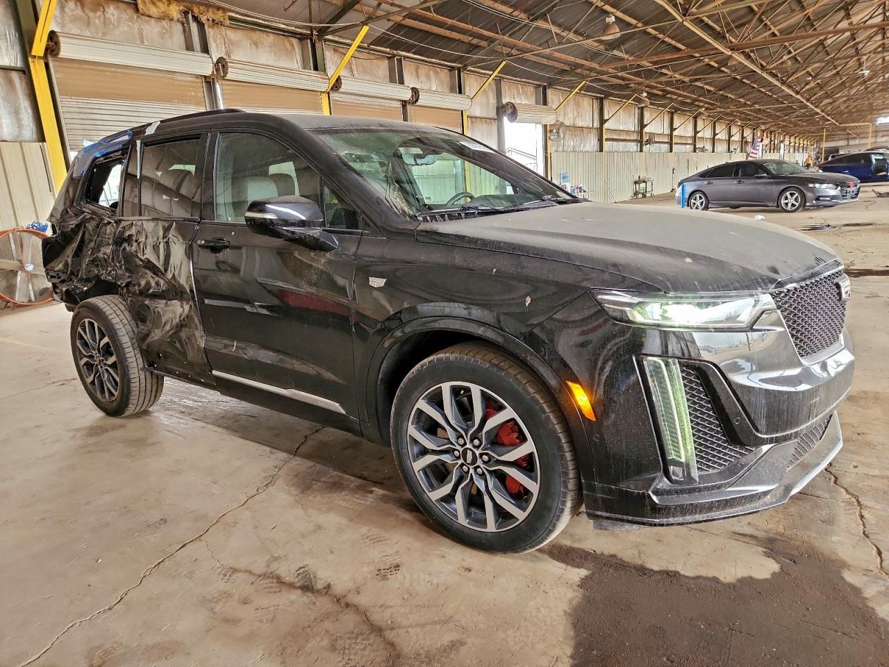 2023 Cadillac Xt6 Sport - Image 4