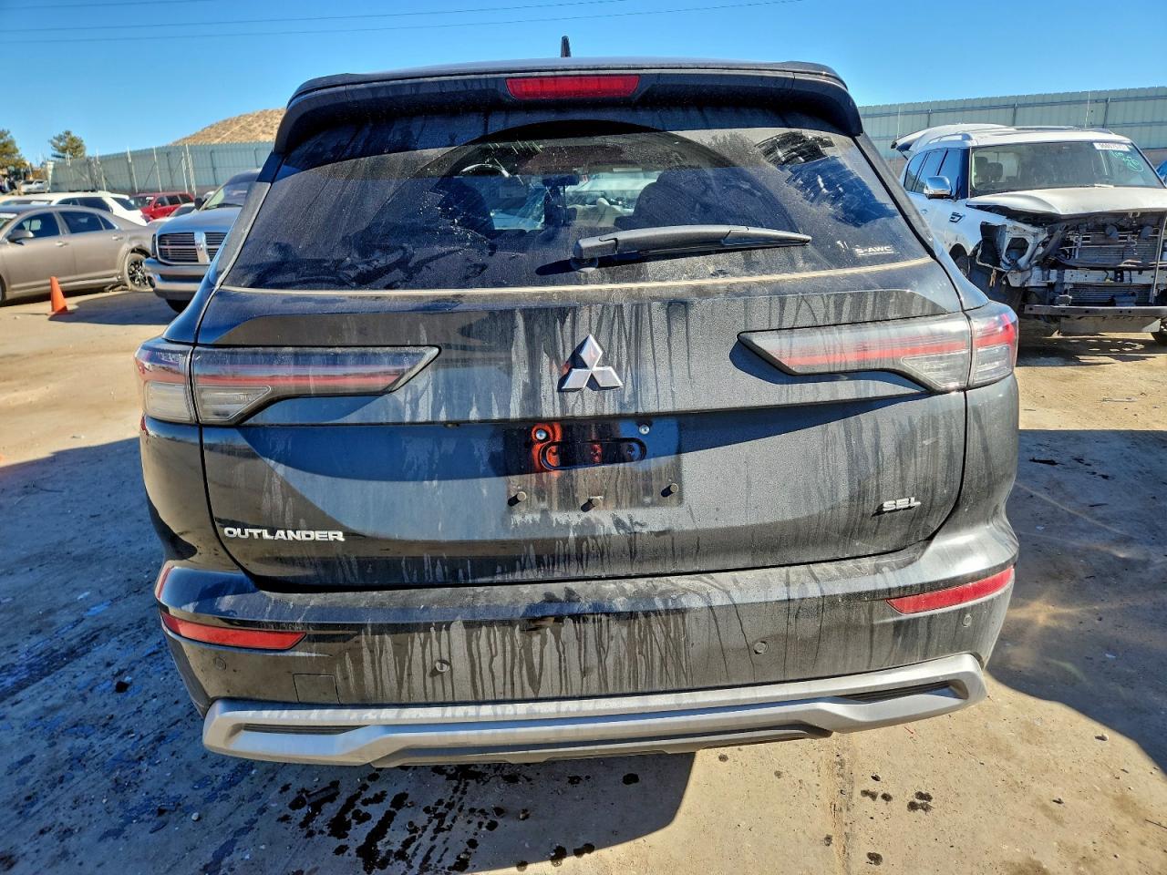 2025 Mitsubishi Outlander Sel - Image 6