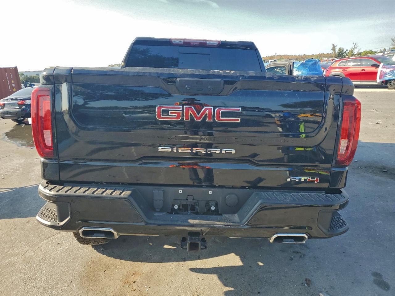 2024 GMC Sierra K1500 At4 - Фото 6