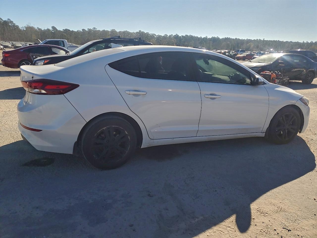 2018 Hyundai Elantra Sel - Фото 3