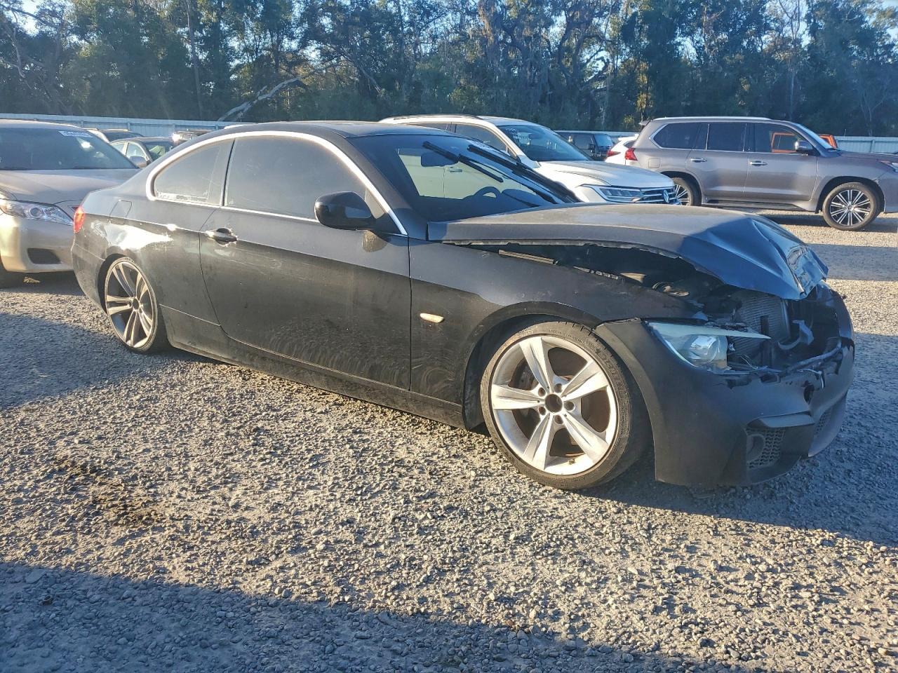 2012 BMW 335 Xi - Image 4