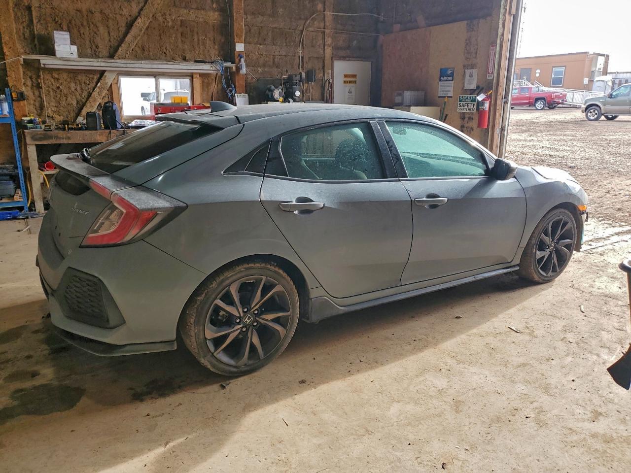 2018 Honda Civic Sport - Фото 3