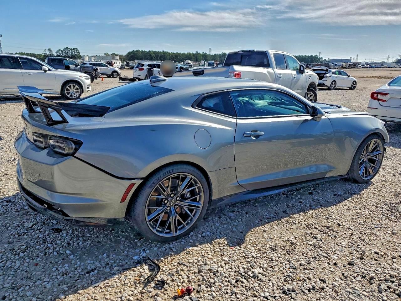 2023 Chevrolet Camaro Zl1 - Фото 3