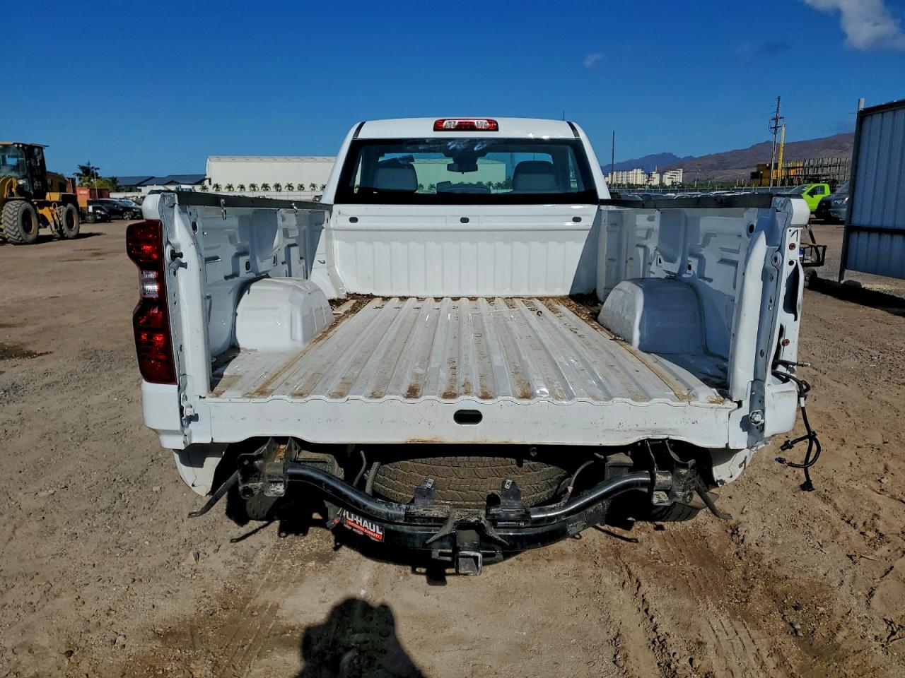 2024 Chevrolet Silverado C1500 - Фото 6