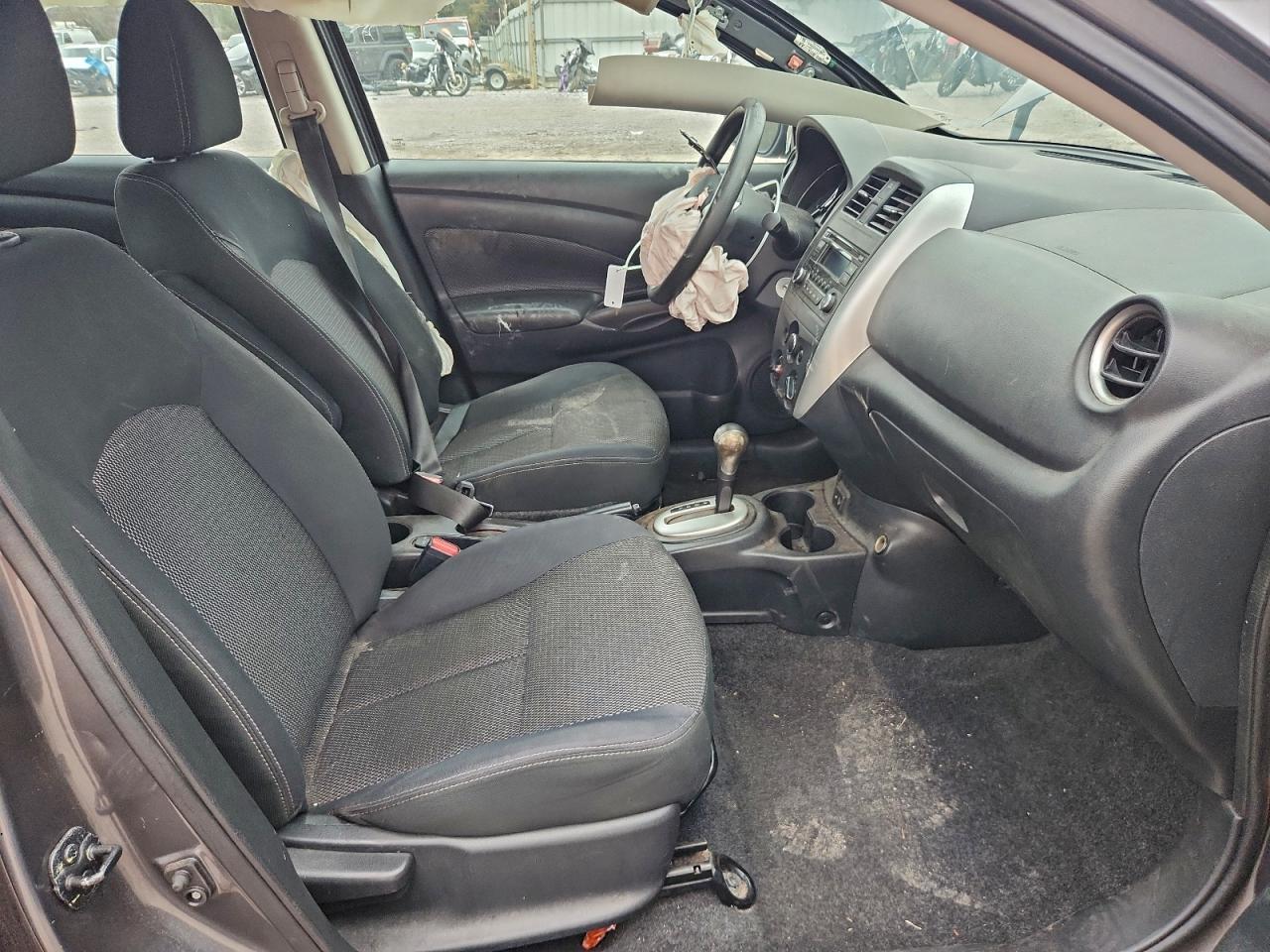 2017 Nissan Versa 1.6 Sv - Фото 7