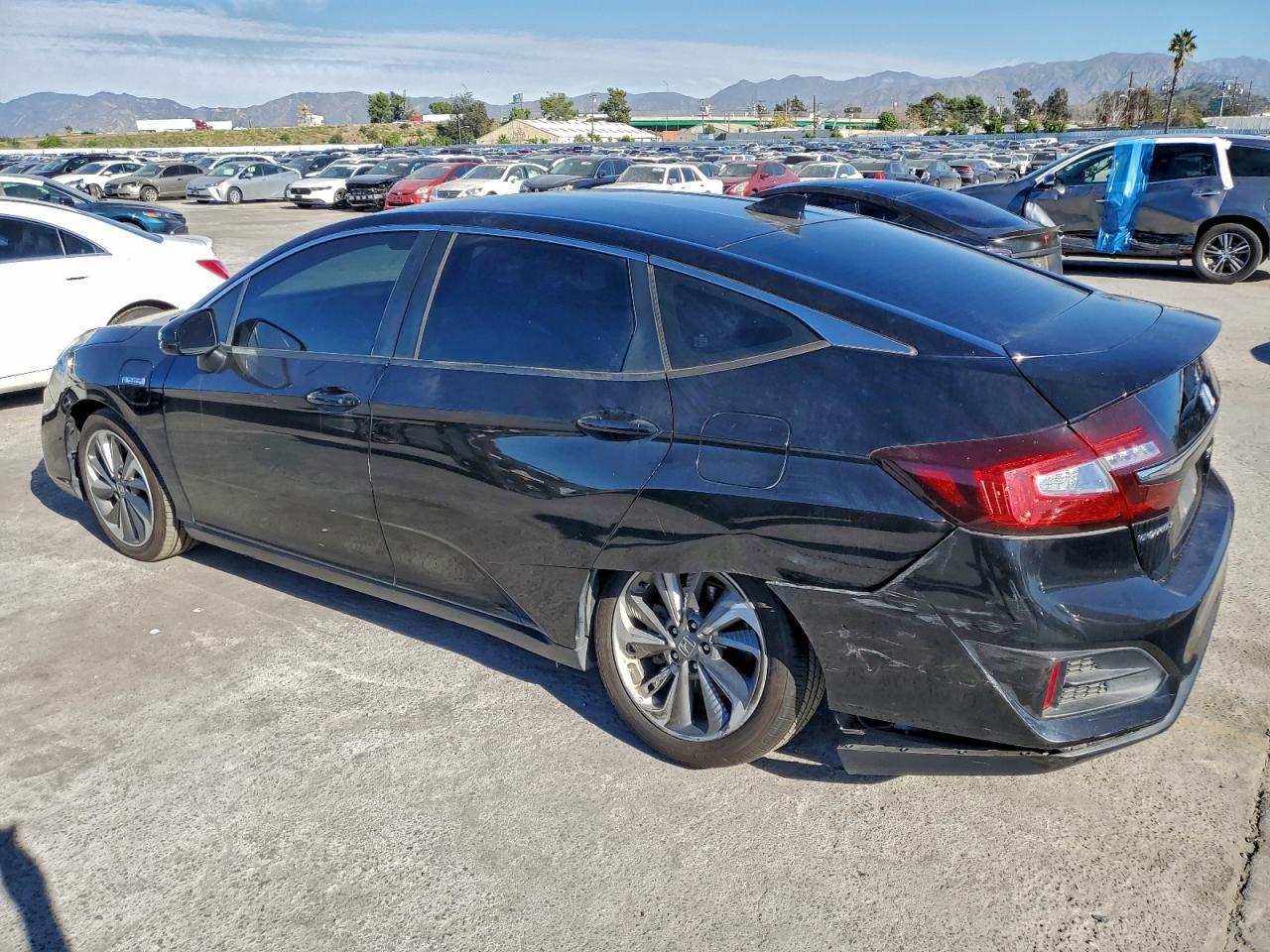 2018 Honda Clarity Touring - Фото 2