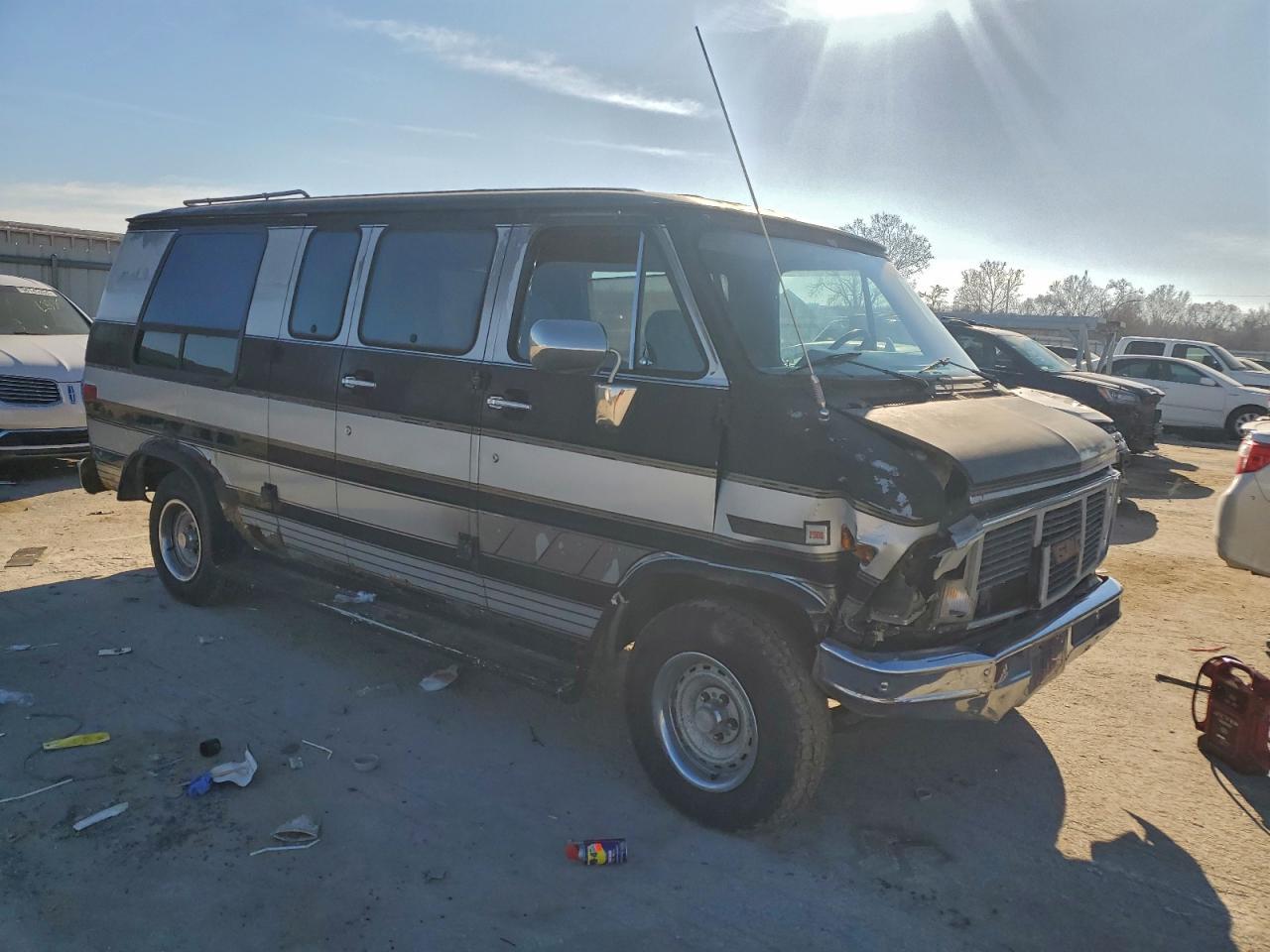 1990 GMC Rally Wagon / Van G2500 - Фото 4