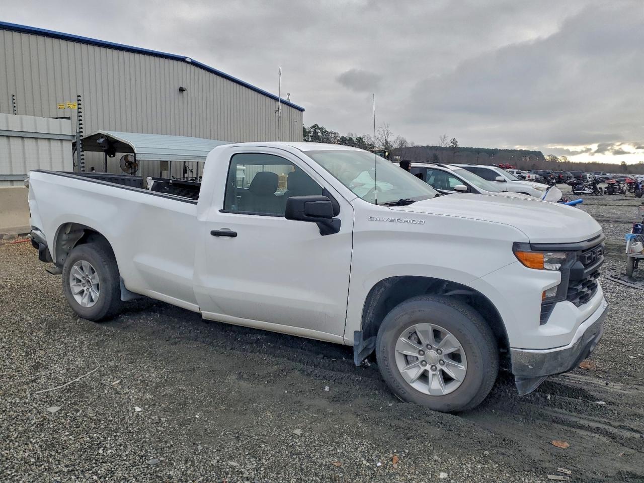 2023 Chevrolet Silverado C1500 - Фото 4