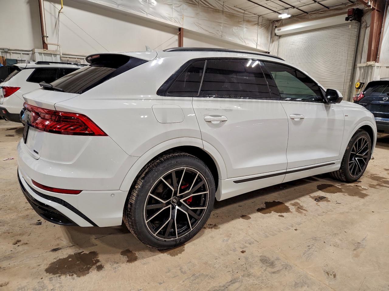 2023 Audi Q8 Prestige S-Line - Фото 3