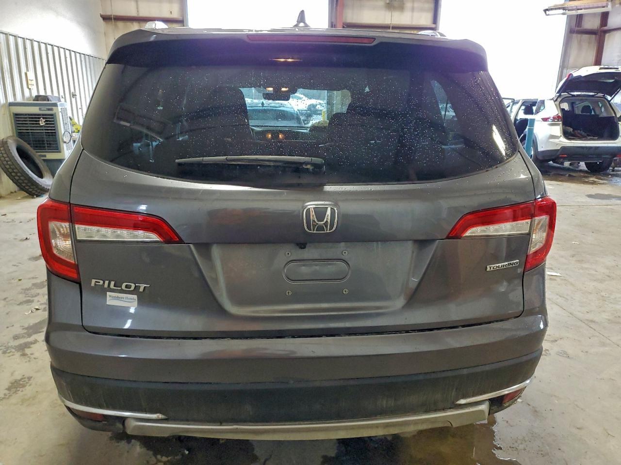 2022 Honda Pilot Touring - Фото 6