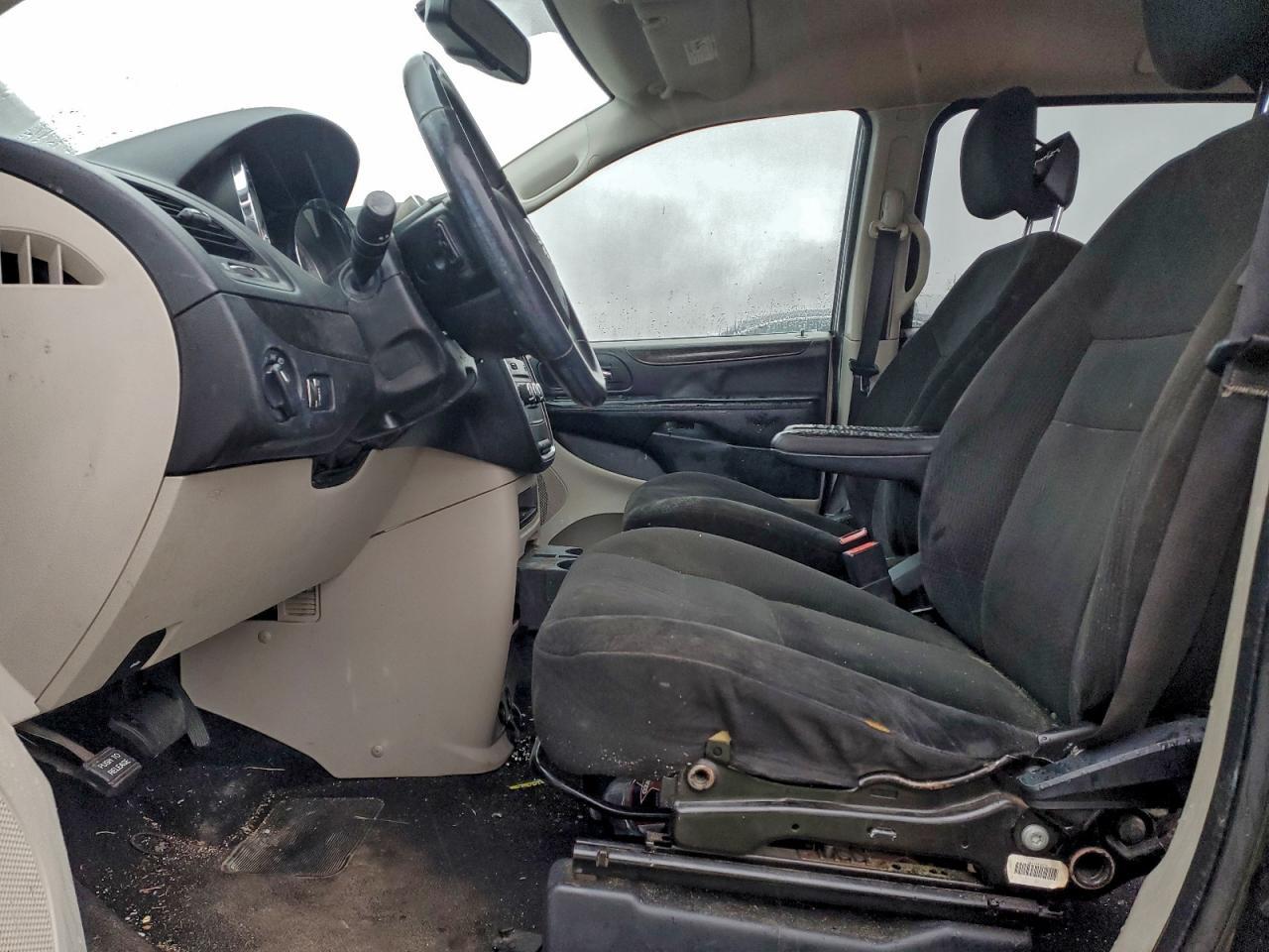 2016 Dodge Grand Caravan Se - Image 7