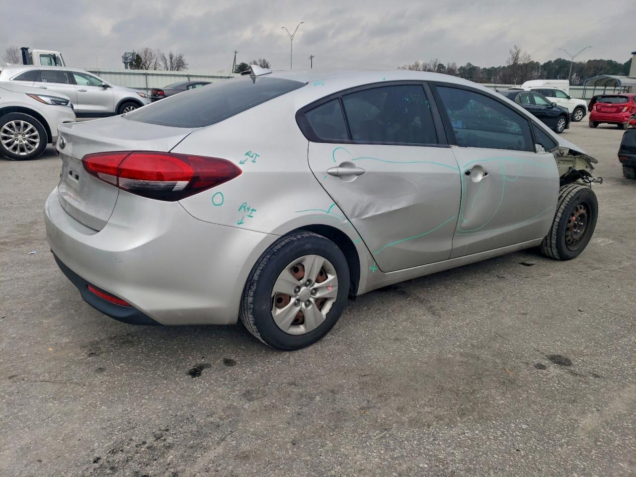 2018 Kia Forte Lx - Image 3