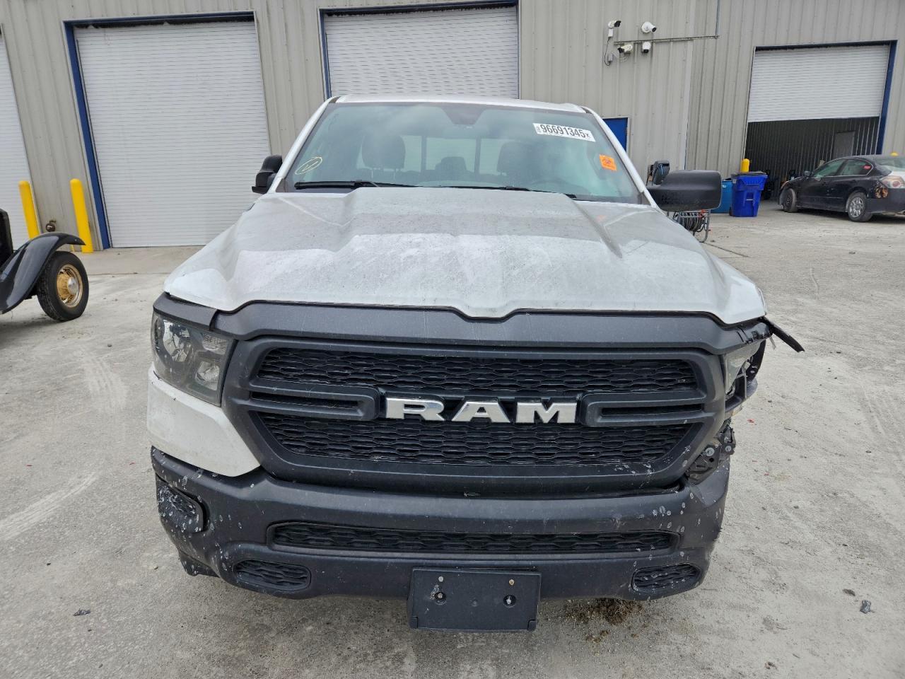 2024 Ram 1500 Tradesman - Фото 5