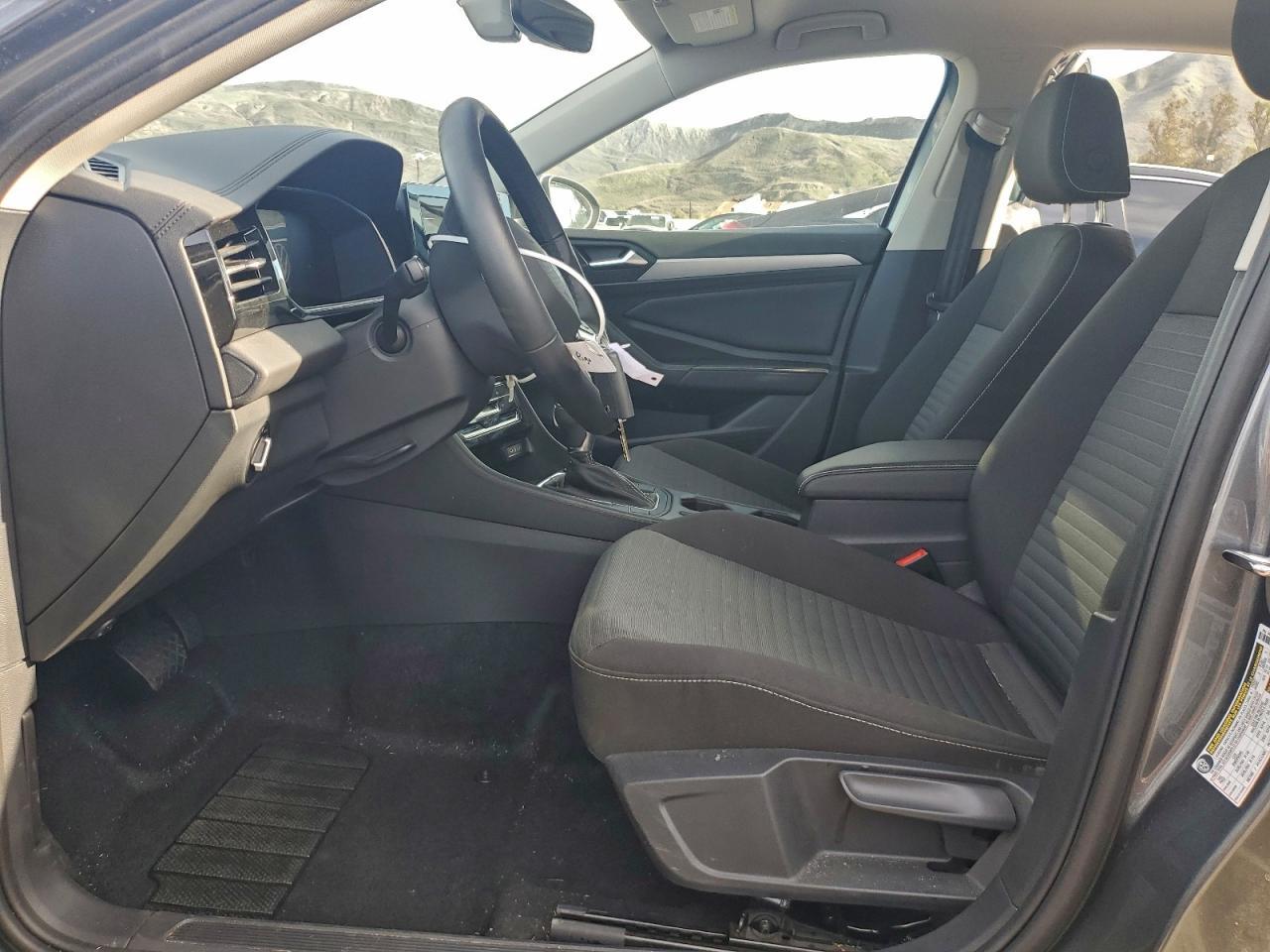 2025 Volkswagen Jetta S - Image 7