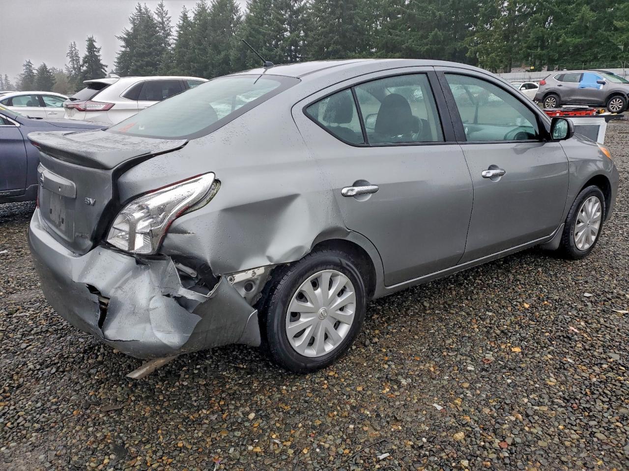 2013 Nissan Versa 1.6 S - Фото 3