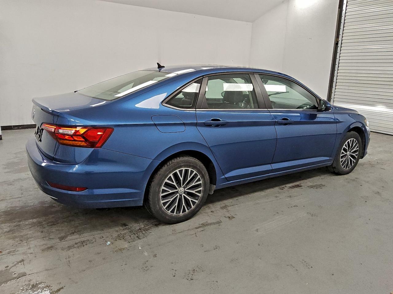 2019 Volkswagen Jetta S - Фото 3