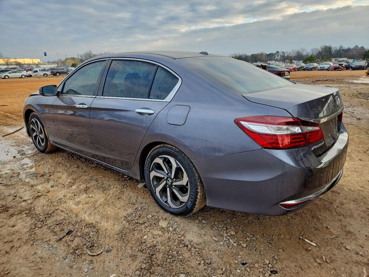 2017 Honda Accord Ex - Фото 2