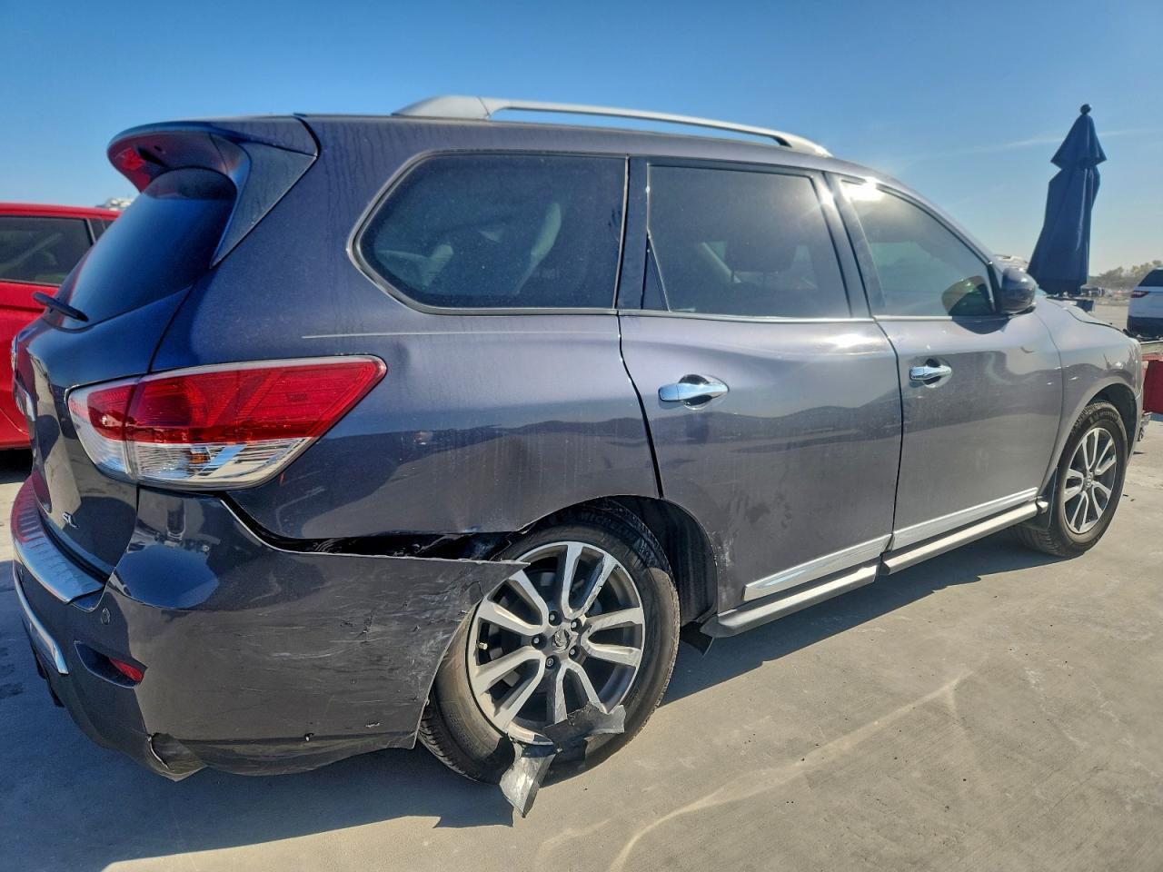 2014 Nissan Pathfinder S - Фото 3