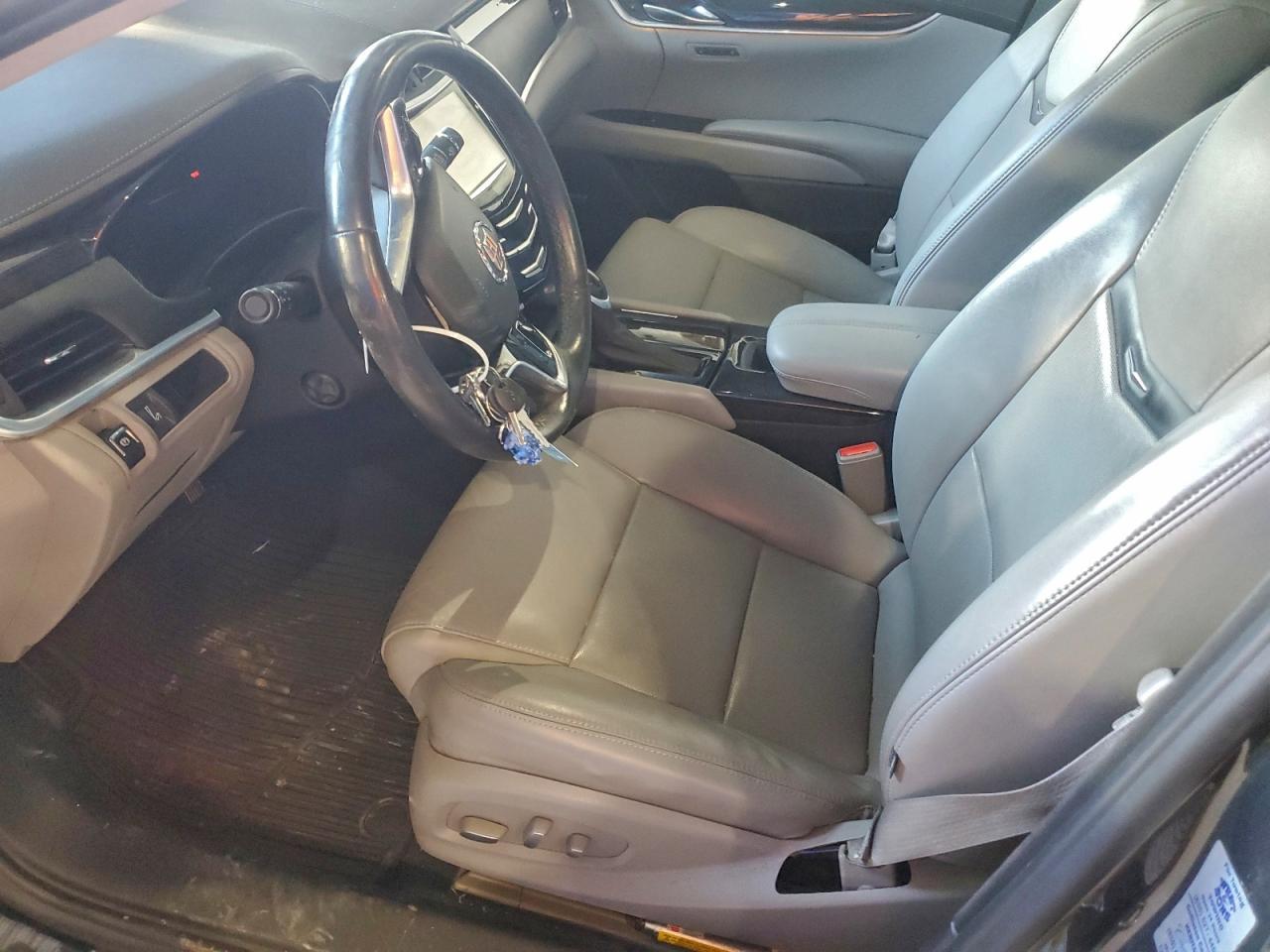2015 Cadillac Xts Luxury Collection - Image 7