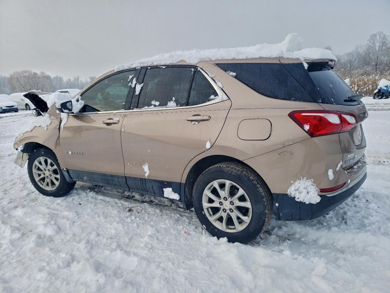 2019 Chevrolet Equinox Lt - Image 2