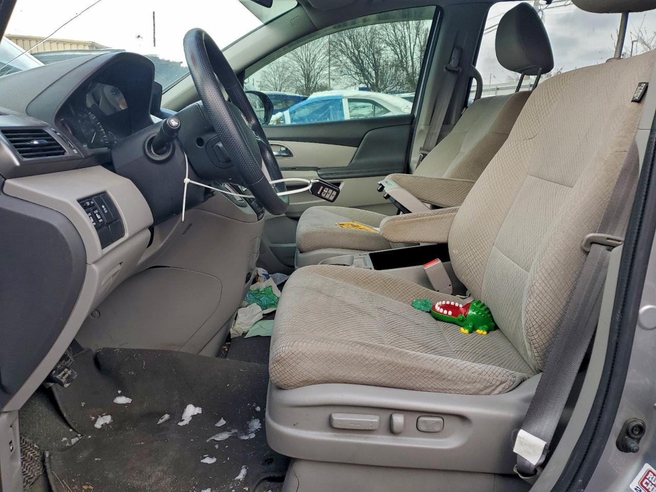 2016 Honda Odyssey Se - Фото 7