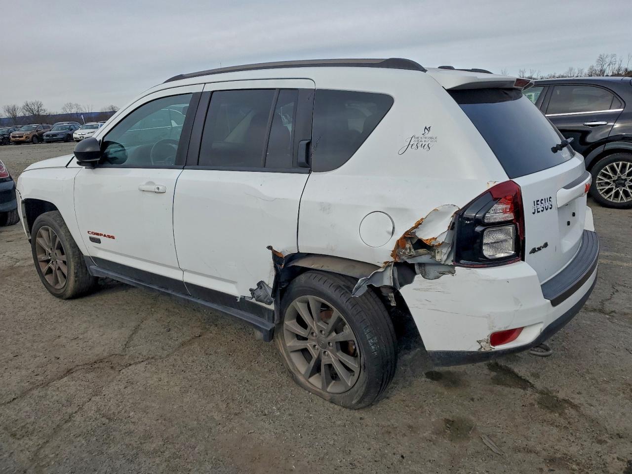 2017 Jeep Compass Sport - Фото 2