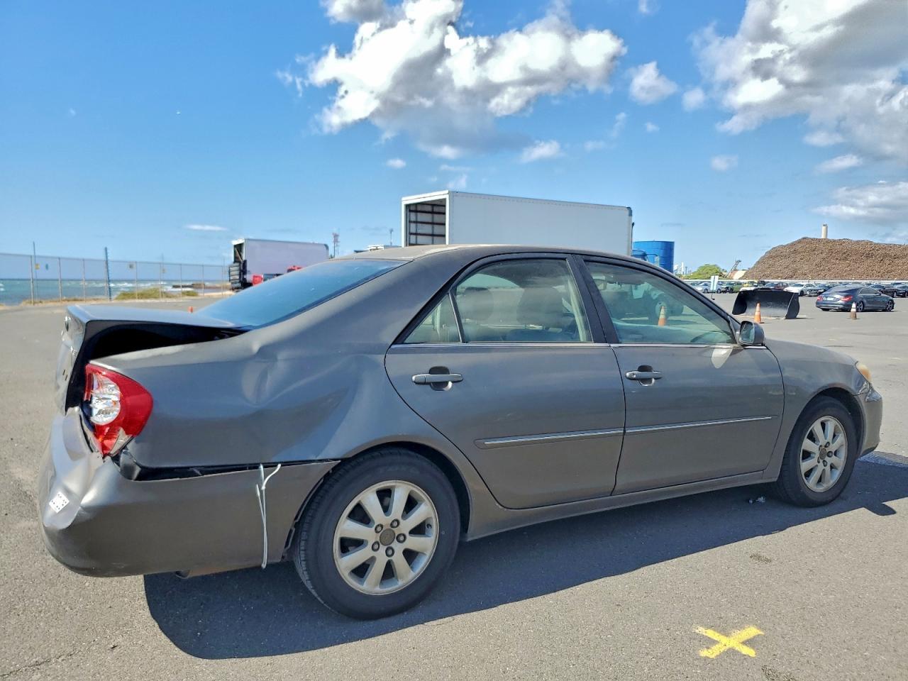 2004 Toyota Camry Le - Фото 3