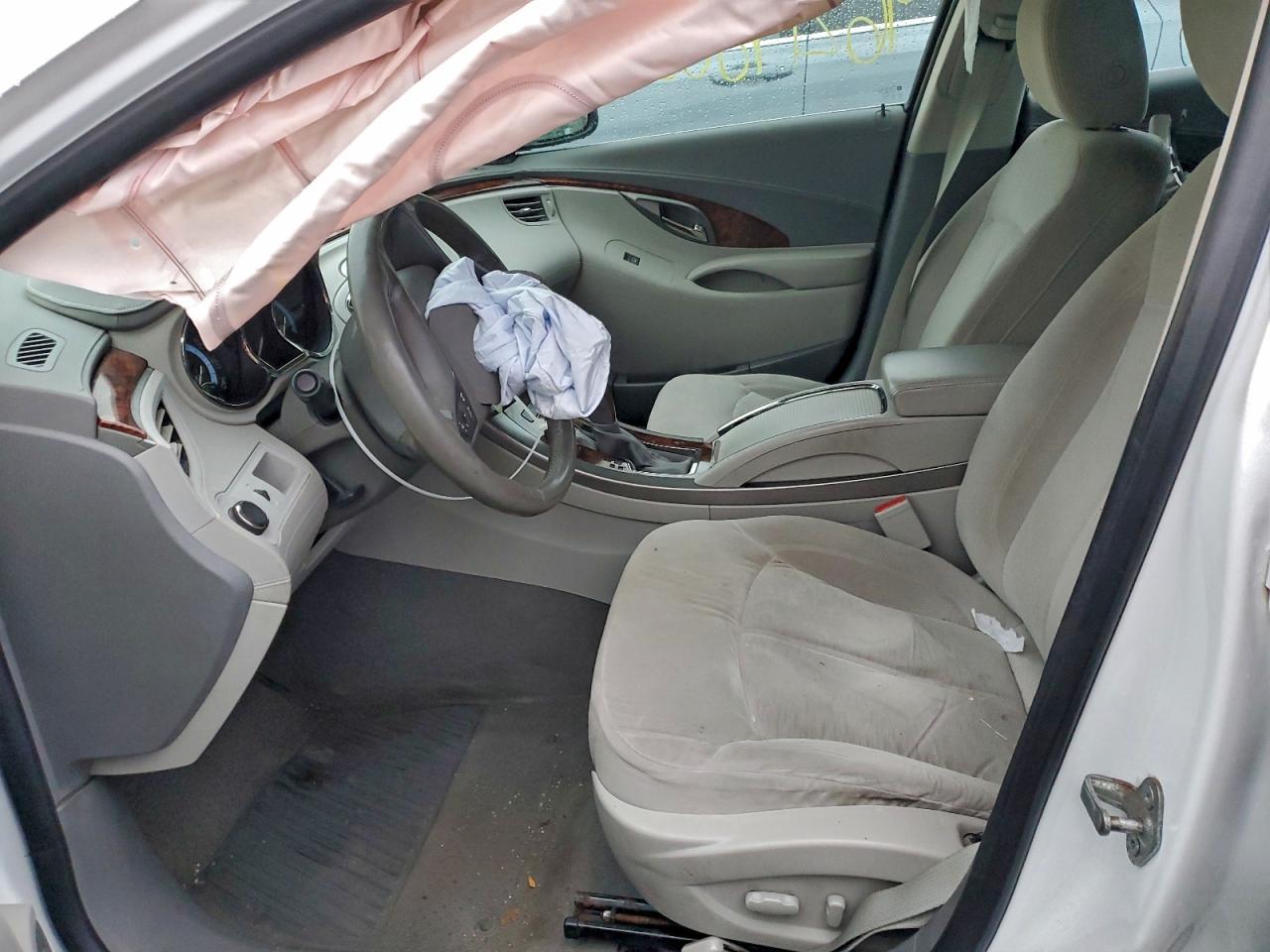 2012 Buick Lacrosse - Image 7