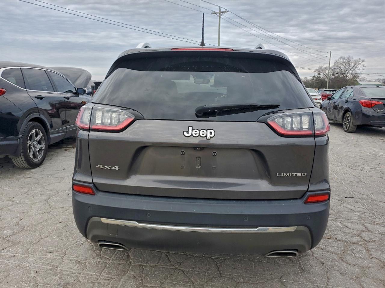 2019 Jeep Cherokee Limited - Image 6