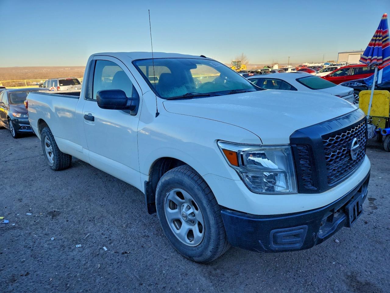 2019 Nissan Titan S - Фото 4