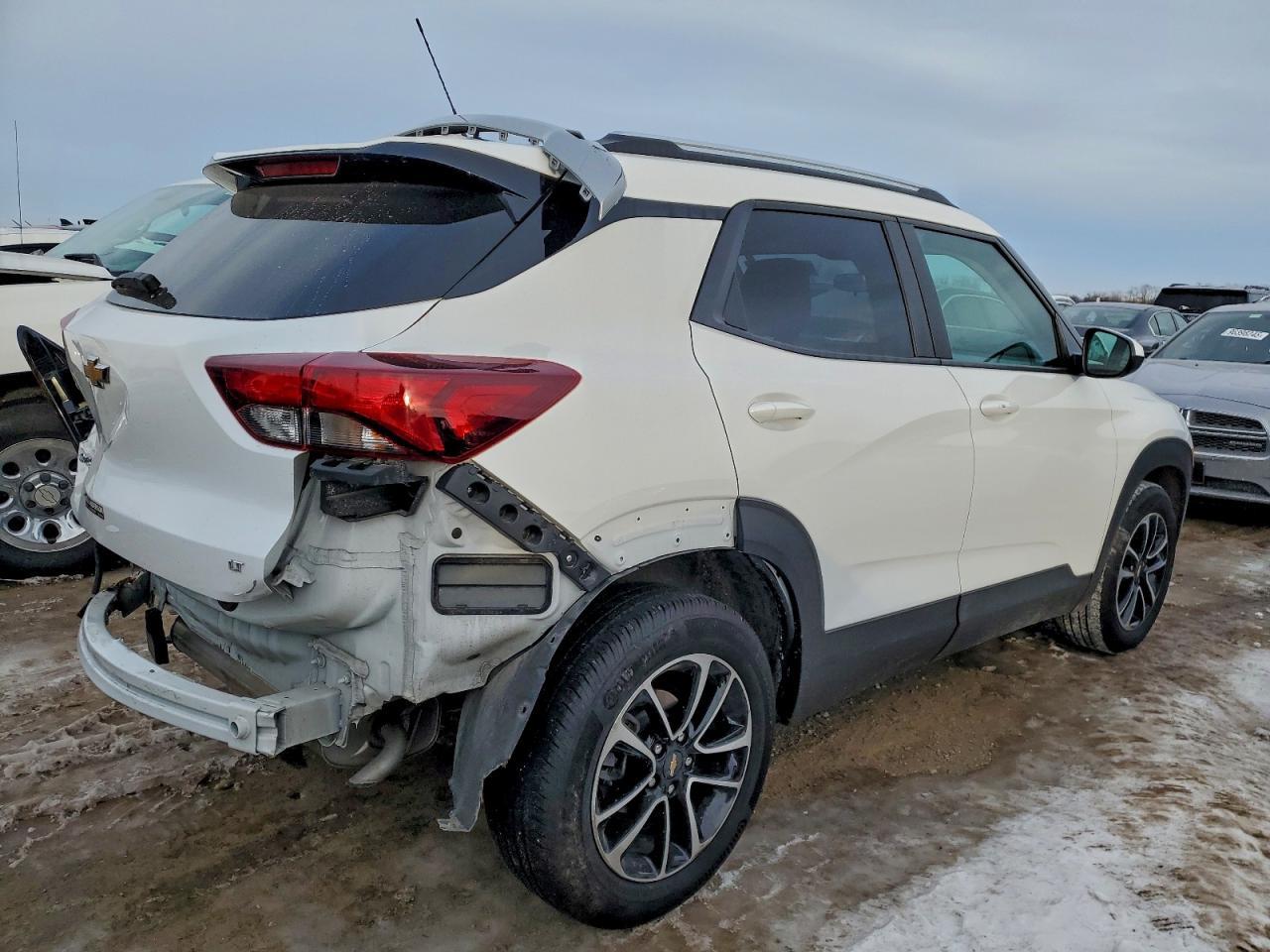 2025 Chevrolet Trailblazer Lt - Image 3