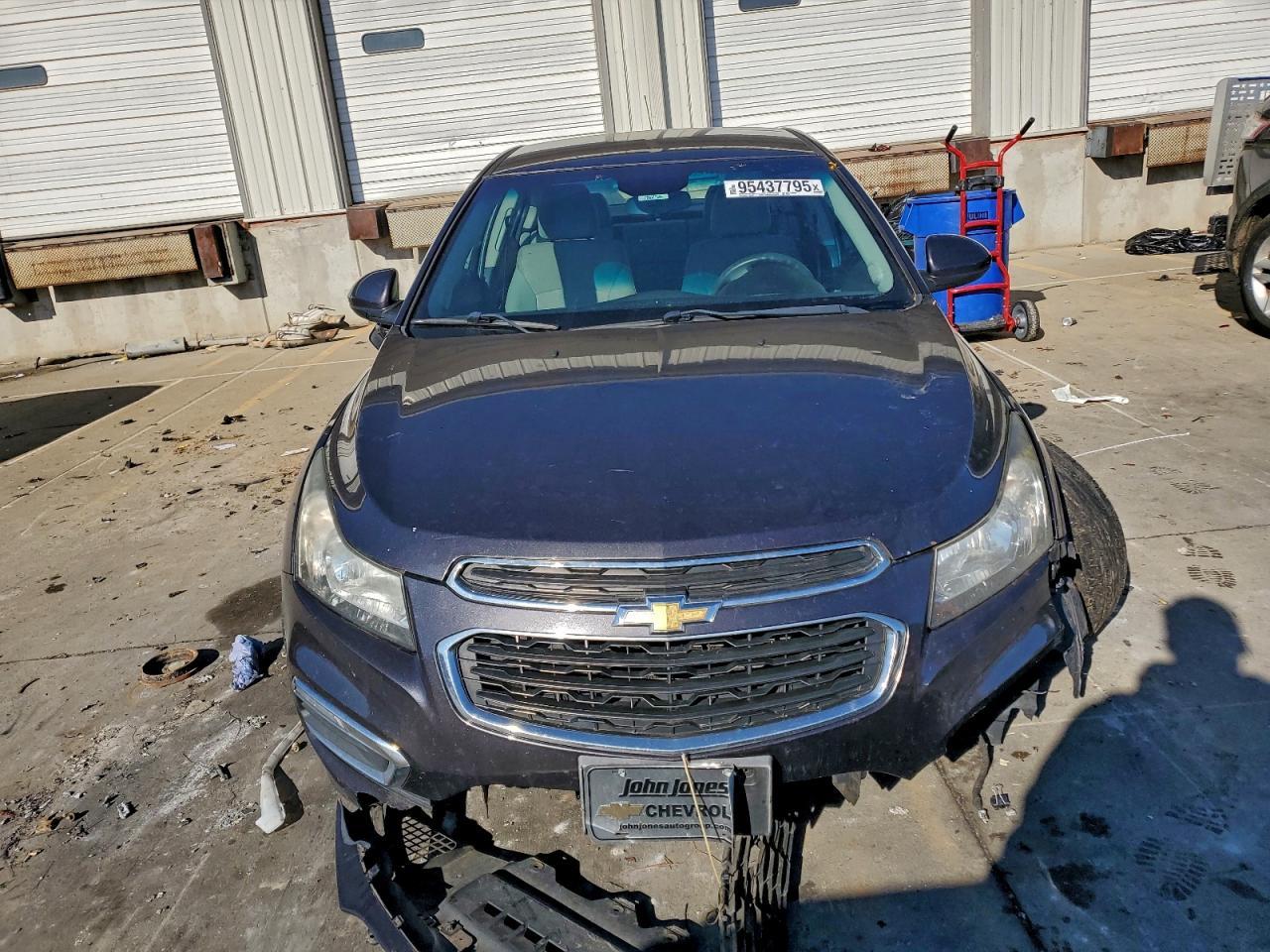 2015 Chev Cruze Lt - Image 5