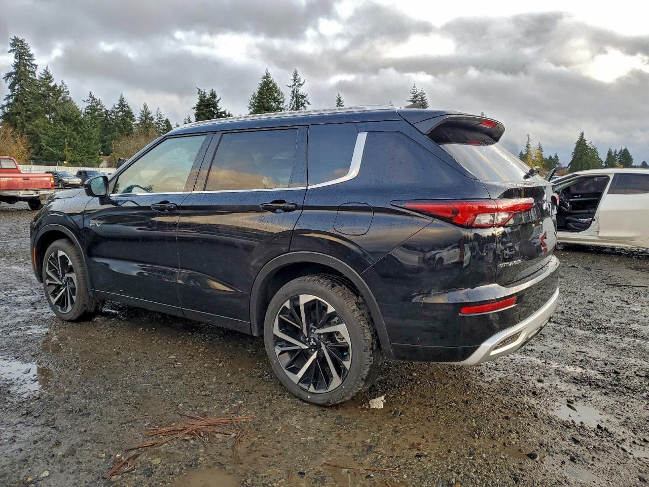 2025 Mitsubishi Outlander Sel - Фото 2