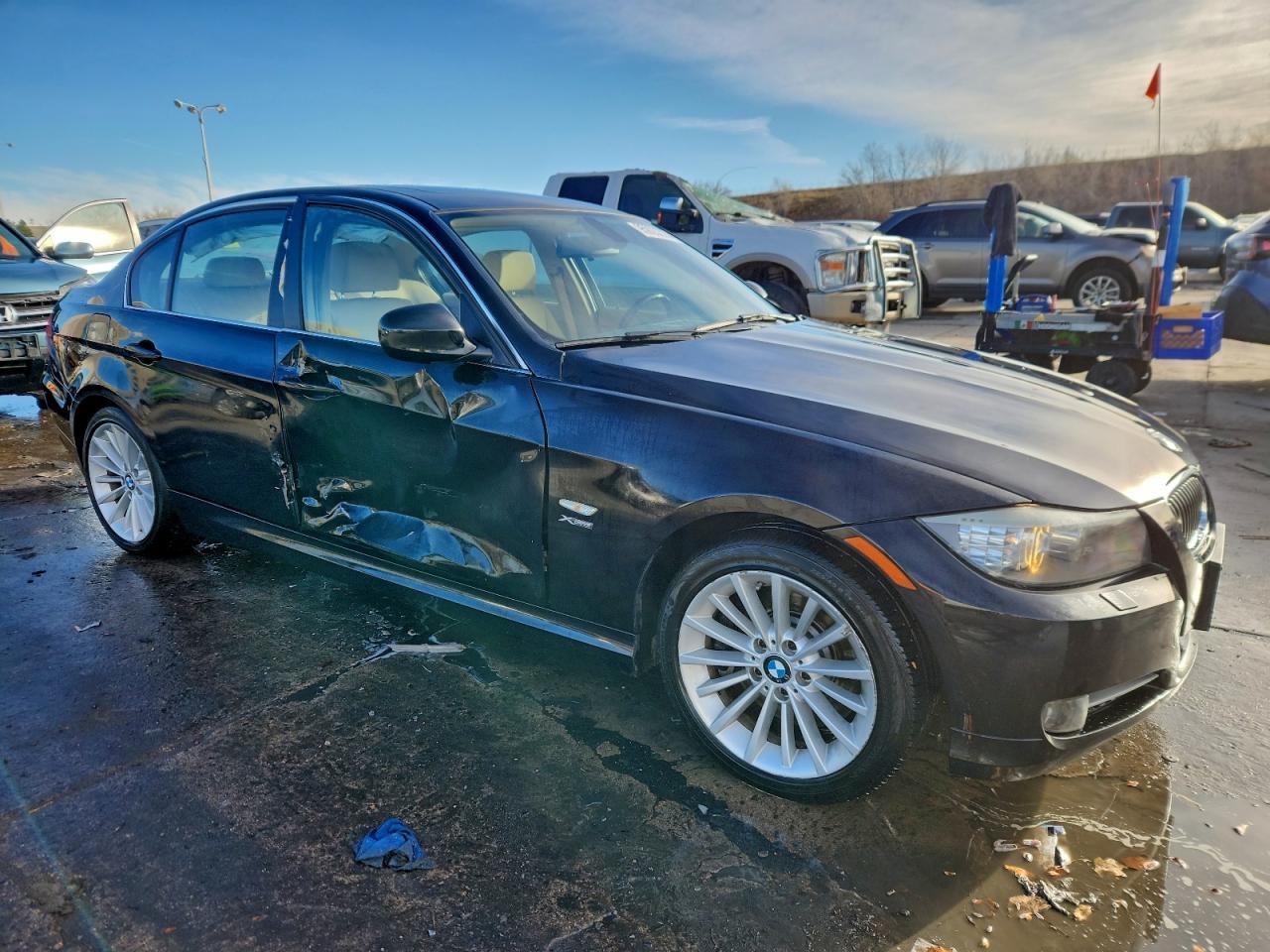 2011 BMW 335 Xi - Фото 4