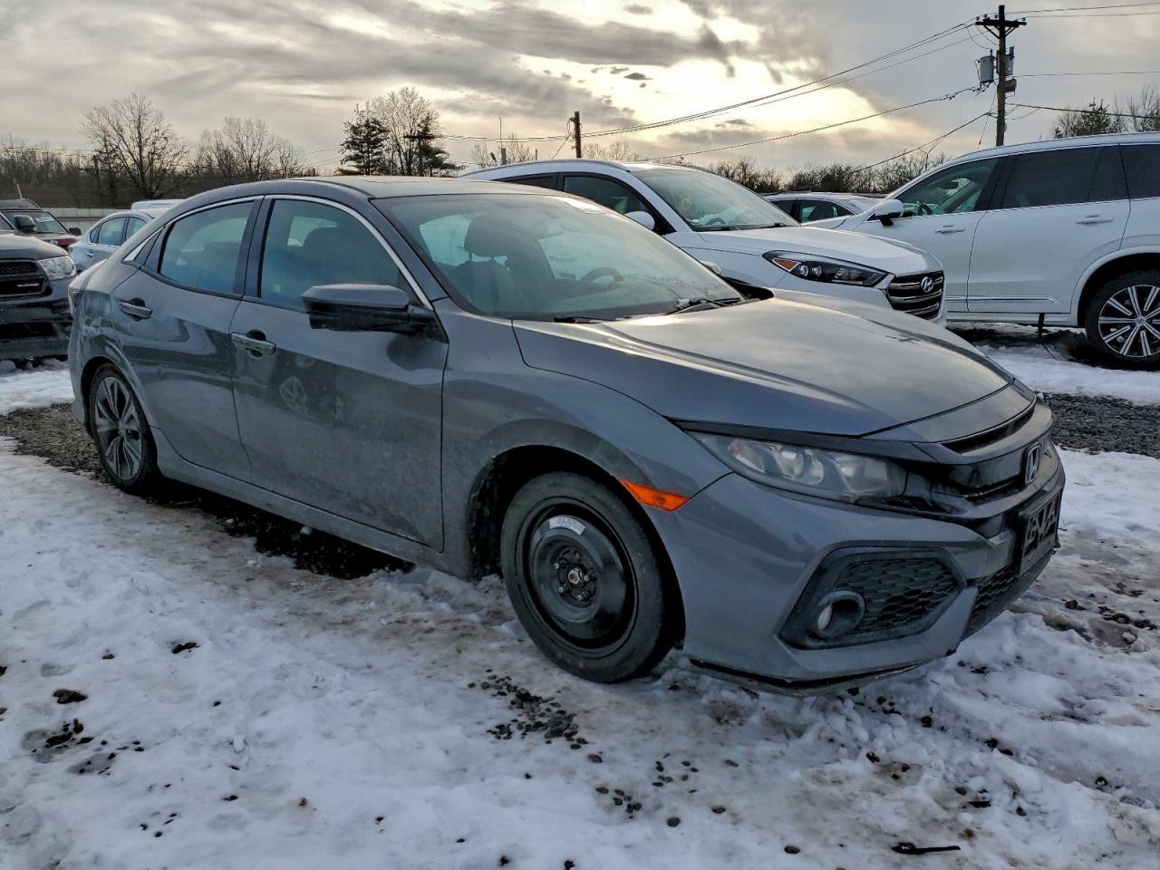 2018 Honda Civic Ex - Image 4