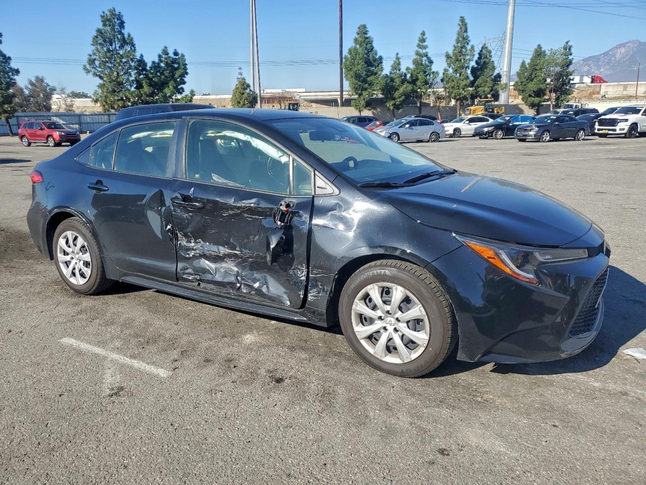 2020 Toyota Corolla Le - Image 4