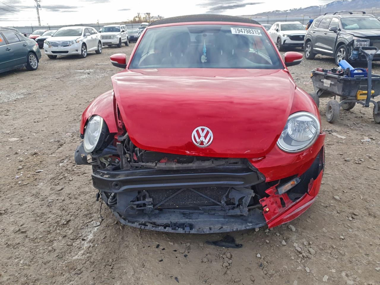 2013 Volkswagen Beetle - Фото 5