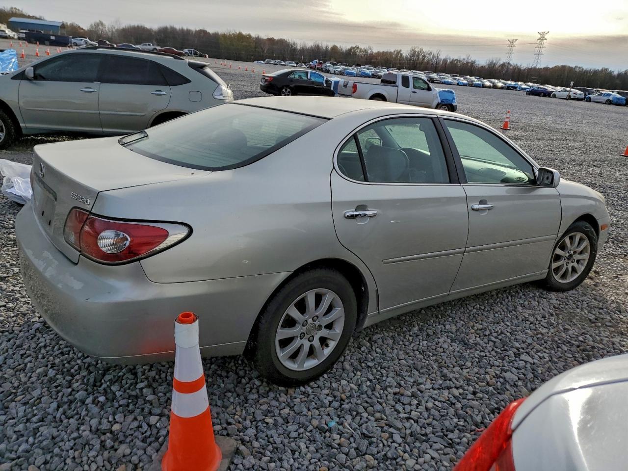 2004 Lexus Es 330 - Фото 3