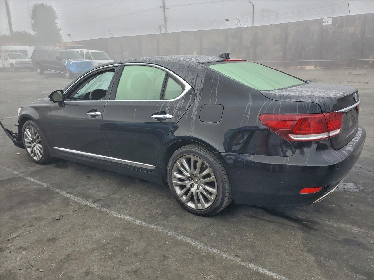 2016 Lexus Ls 460 - Image 2