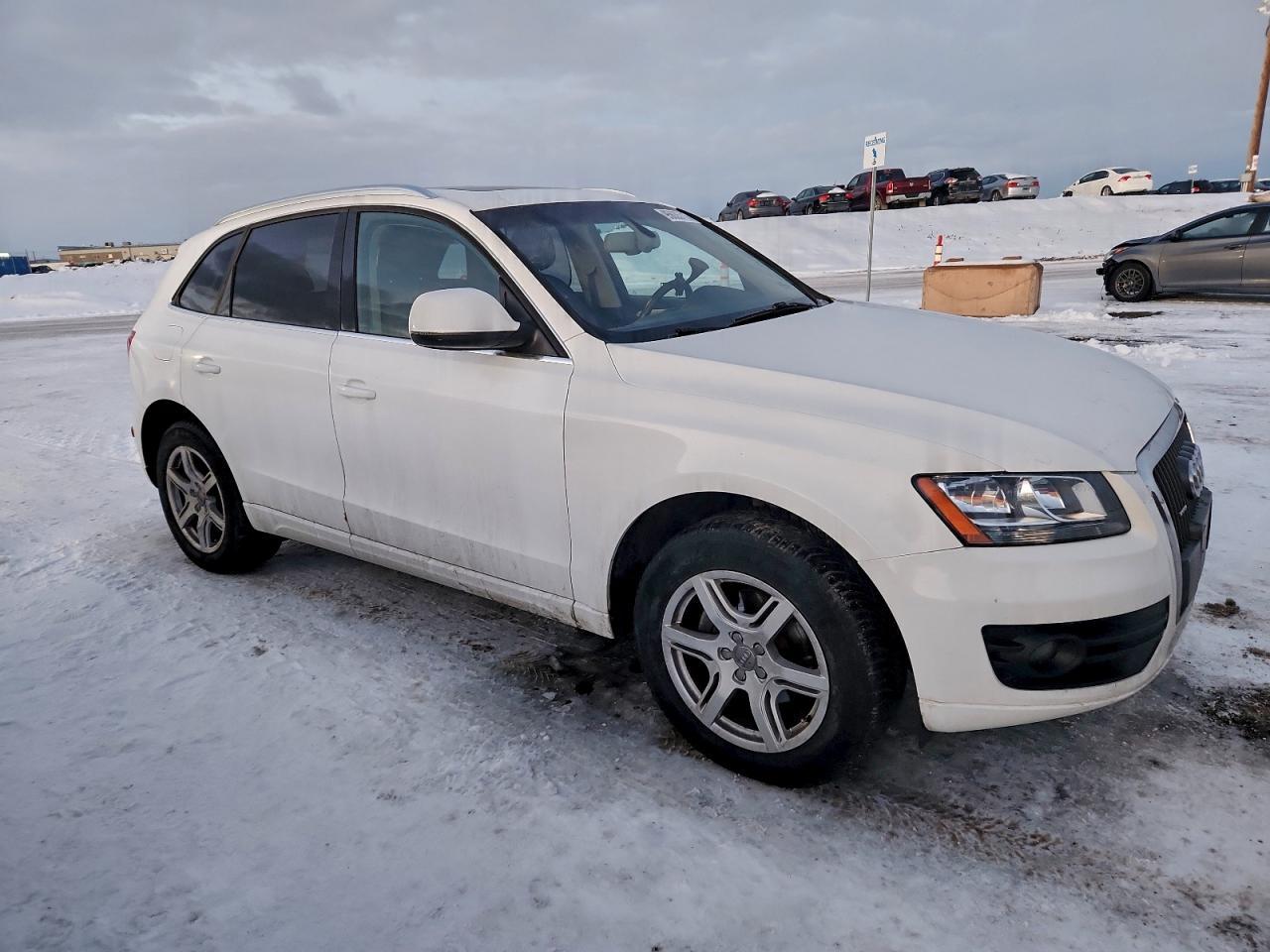 2011 Audi Q5 Premium Plus - Image 4
