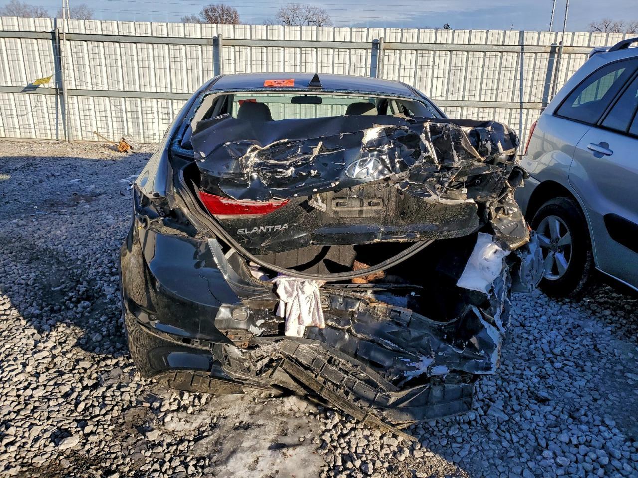 2017 Hyundai Elantra Se - Фото 6