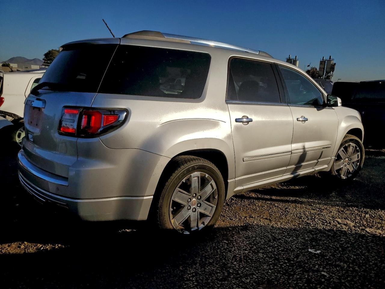 2014 GMC Acadia Denali - Фото 3
