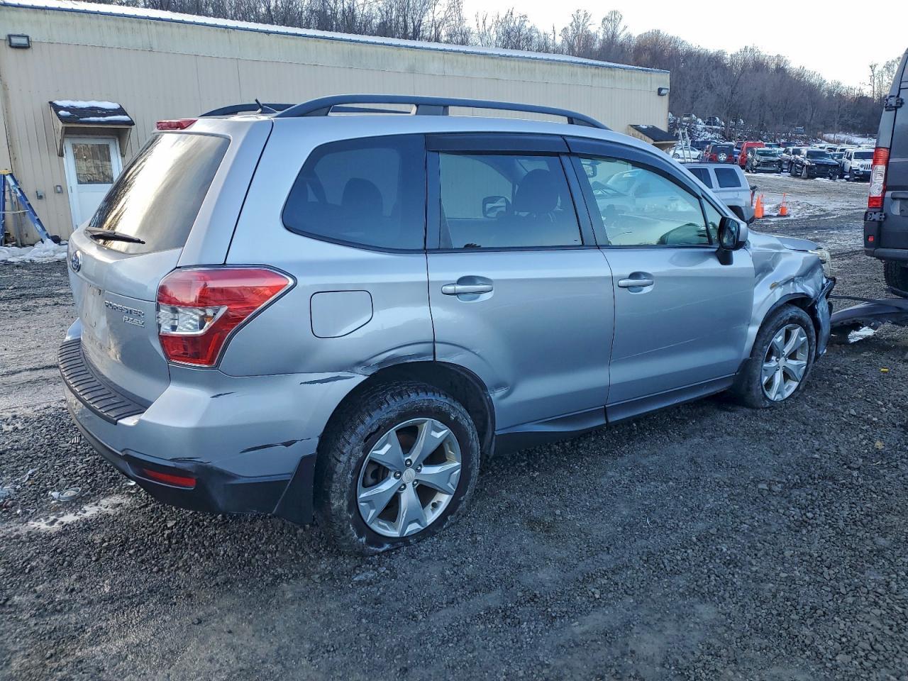 2015 Subaru Forester 2.5I Premium - Фото 3